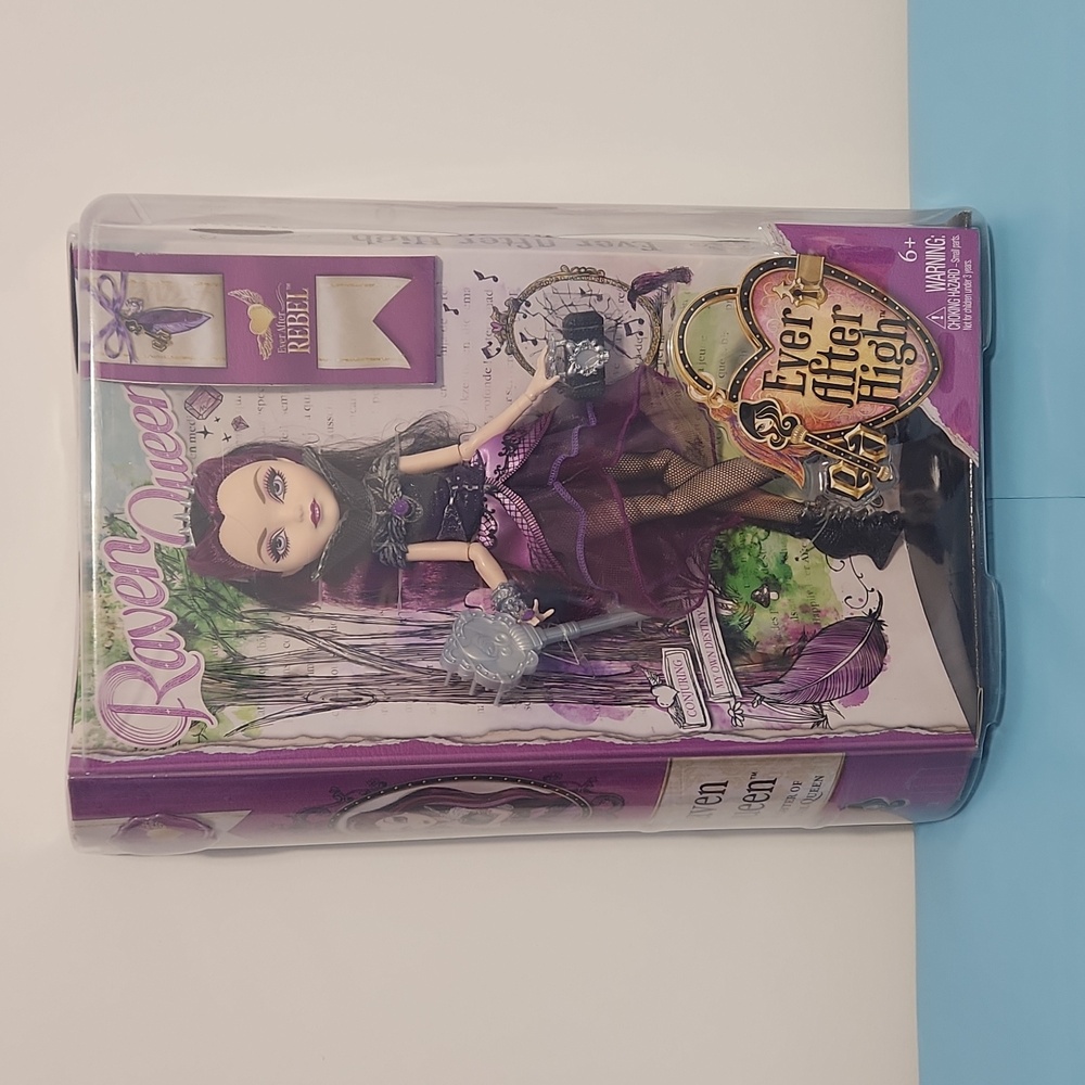 Raven Queen Ever After High Mattel Doll NWT 2013 EAH